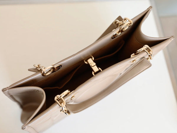 BORSA TOTE BOOK 36 GRANDE IN PELLE DI VITELLO BEIGE CREMA