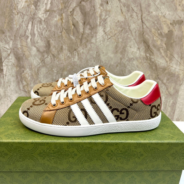 Sneaker da uomo GG x Adidas in tela marrone 525938