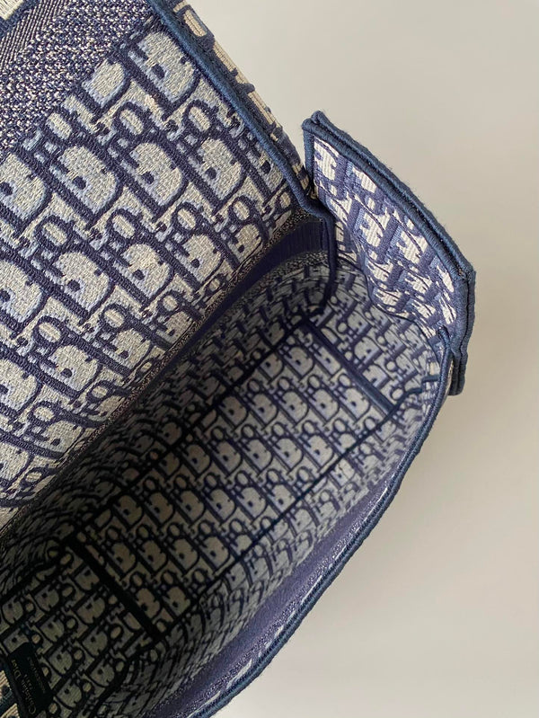 BORSA DIORCAMP MEDIA 28 RICAMO BLU OBLIQUO