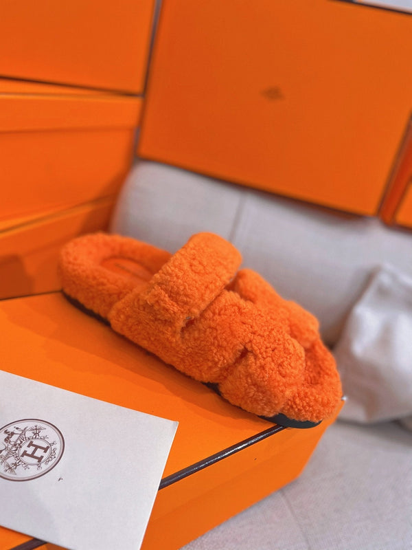 sandalo chypre lana di agnello arancione