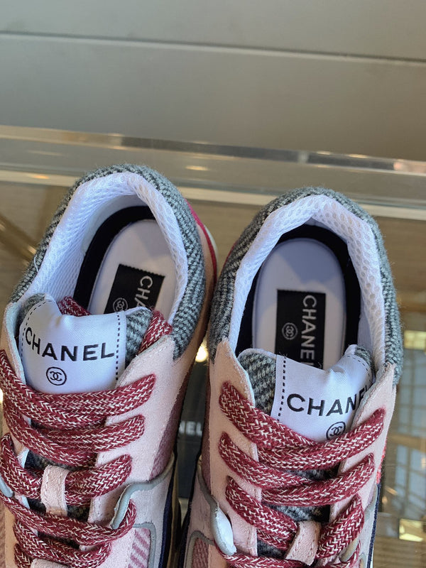 Sneaker CC in pelle scamosciata multicolore 145632