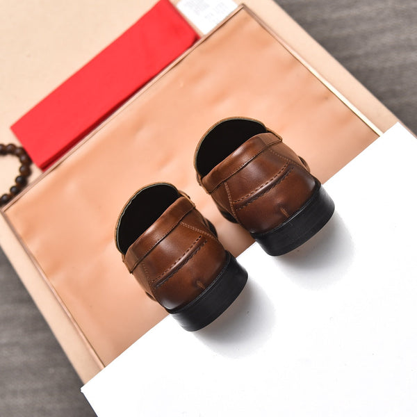 Mocassino da uomo GG in pelle di vacchetta marrone nera 522699