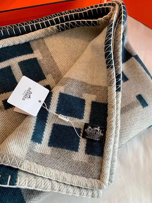 HM Avalon Throw Blanket Blue Grey Wool Cashmere