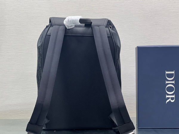 ZAINO MEDIO 38 IN PELLE DI VITELLO OBLIQUE MIRAGE NERA