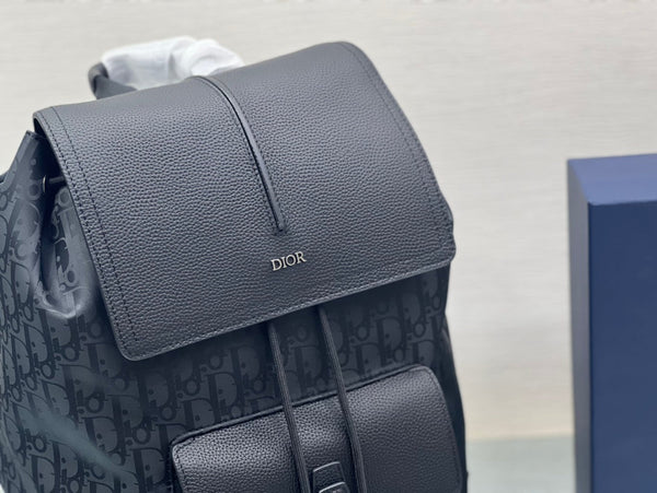 ZAINO MEDIO 38 IN PELLE DI VITELLO OBLIQUE MIRAGE NERA