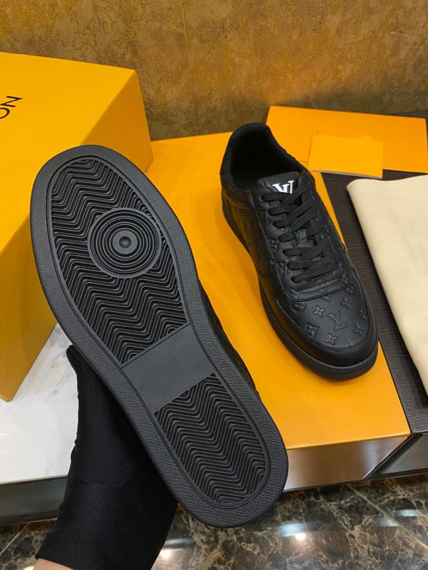 LV RIVOLI SNEAKER BLACK MONOGRAM