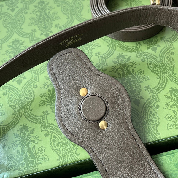 BORSA A TRACOLLA MEDIA 39 IN PELLE DI VITELLO COLOR CAFFÈ CON FERRAMENTA ORO