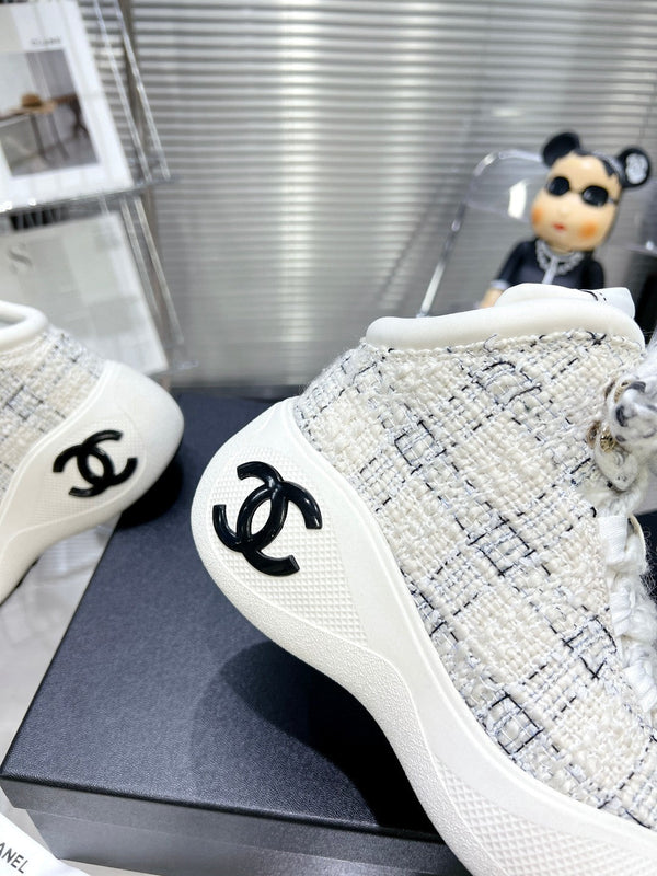 CC CANO ALTO SNEAKER IN WHITE WOOL TWEED AND RUBBER