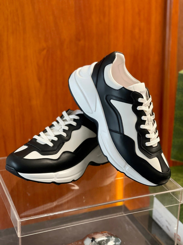 Sneaker GG Rhyton da uomo in pelle di mucca 524505