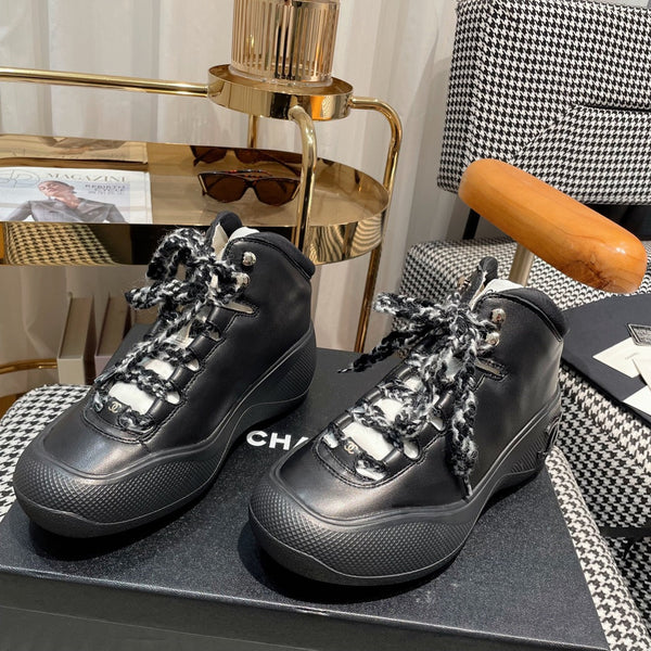 CC Sneaker In Black Lambskin 144801