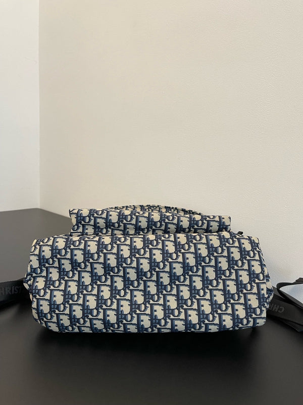 ZAINO DA VIAGGIO 41 IN JACQUARD OBLIQUO