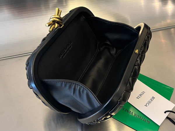 KNOT 19 IN PELLE DI AGNELLO NERA