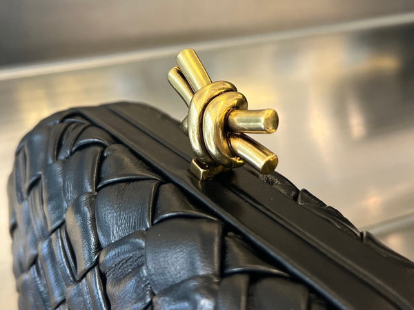 KNOT 19 IN PELLE DI AGNELLO NERA