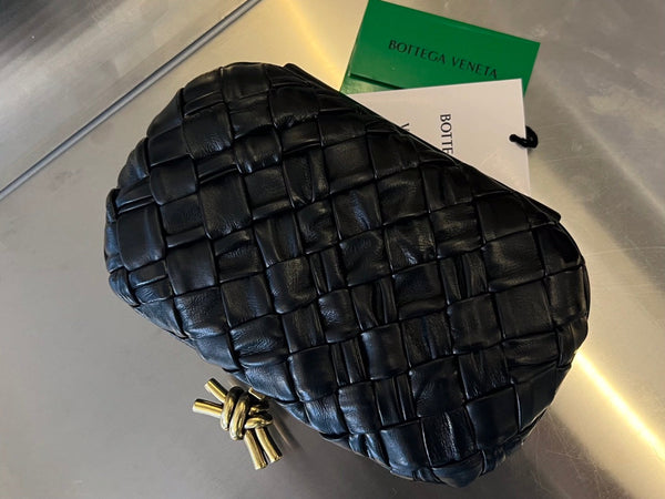 KNOT 19 IN PELLE DI AGNELLO NERA