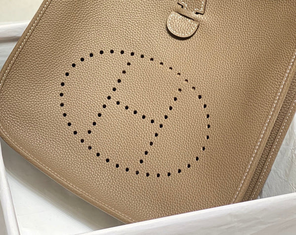 Evelyne 29cm Brown Togo Shw