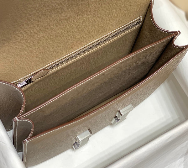 constance 24 etoupe pelle epsom hardware argento