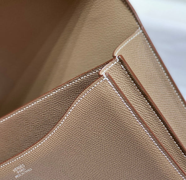 constance 24 etoupe pelle epsom hardware argento