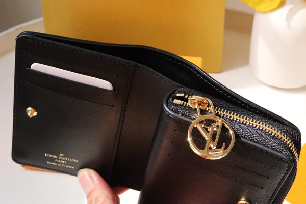 LV M81599 Portefeuille Roux Bifold Wallet Black Lambskin 247922