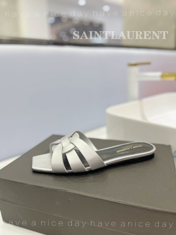 SL TRIBUTE SLIPPERS SILVER CALFSKIN