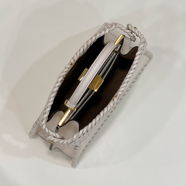 PEEKABOO ISEEU 27 IN WHITE SMOOTH CALFSKIN WITH WOVEN TRIM GOLD HARDWARE