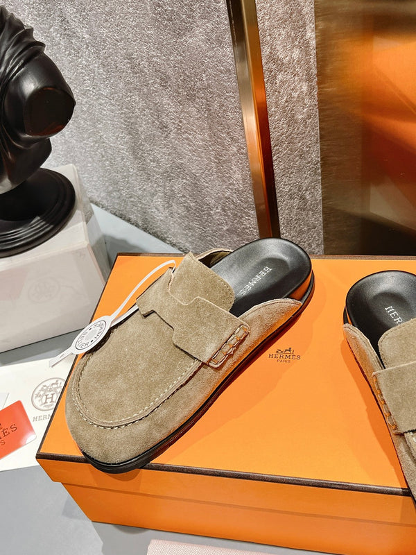 HM Men's Go Mule Beige Suede 686719