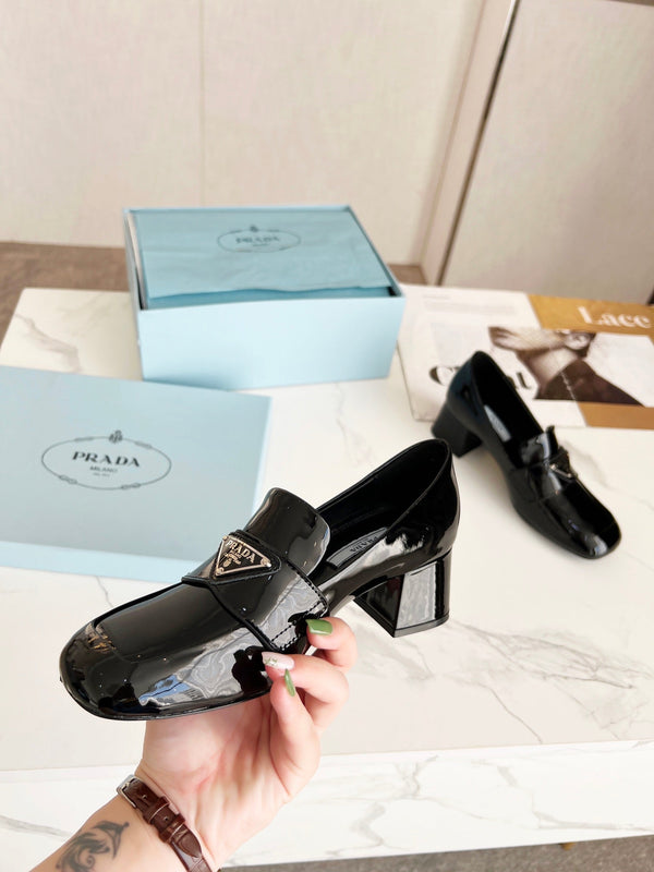 Prad 26S 5.5cm Block Heel Loafers Black Patent Leather 147124