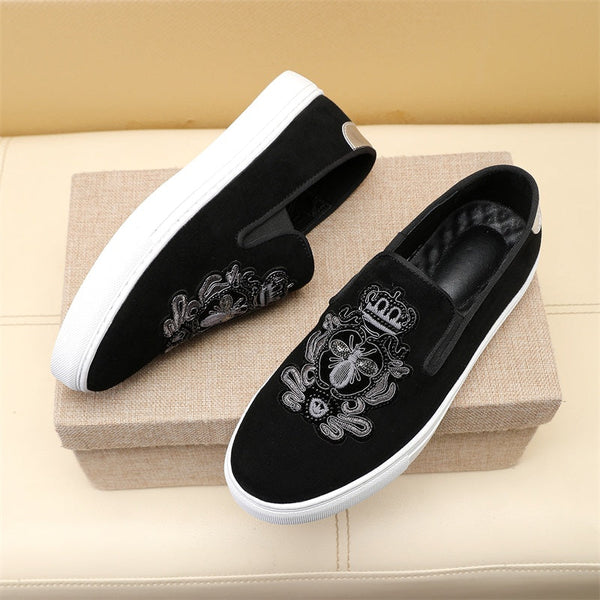 Mocassini slip-on da uomo GG in pelle scamosciata nera 545715