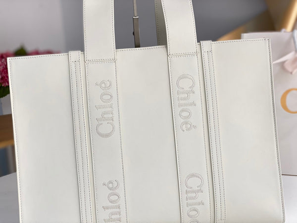 Chloé Woody Tote Bag 45cm White Calfskin 531226