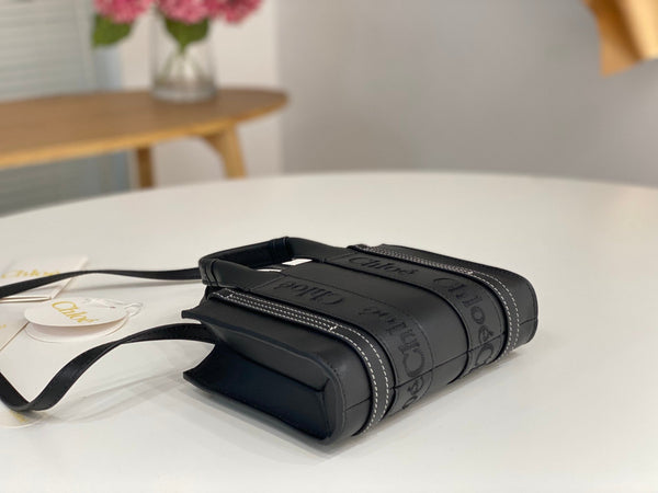 Chloé Woody small tote bag black 26cm calfskin 531235