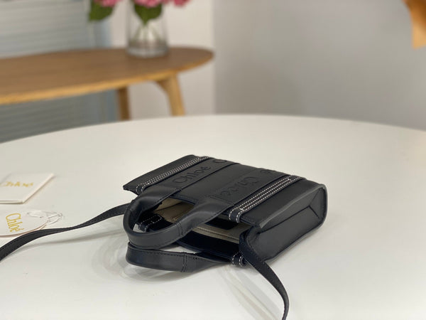 Chloé Woody small tote bag black 26cm calfskin 531235