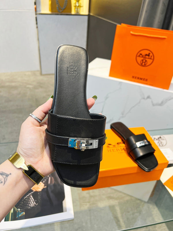 Sandalo Giulia in pelle di vitello nera