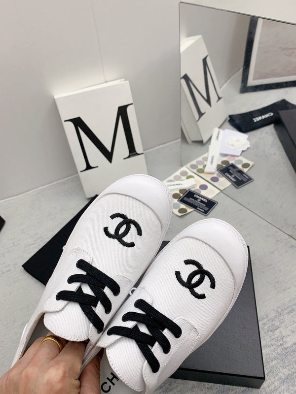 CC 26s Low Top Sneakers 2cm White Black Canvas 163691