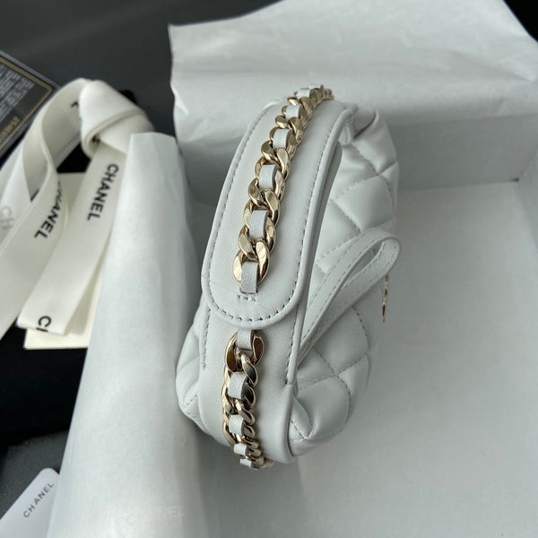 CC Pouch Bag 16cm White Lambskin GHW 229975