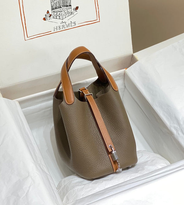 picotin lock 18 etoupe gold togo shw