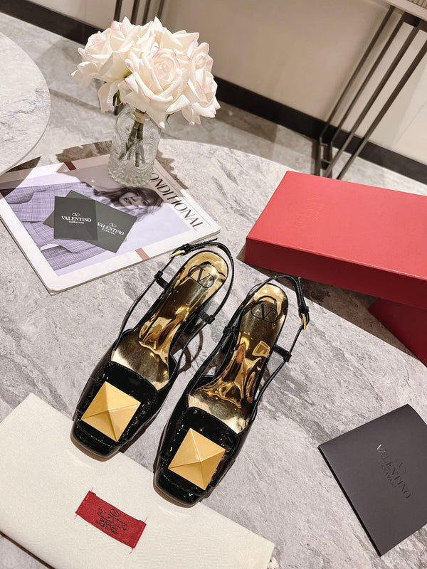 Valentino 25 Slingback High Heels in pelle verniciata