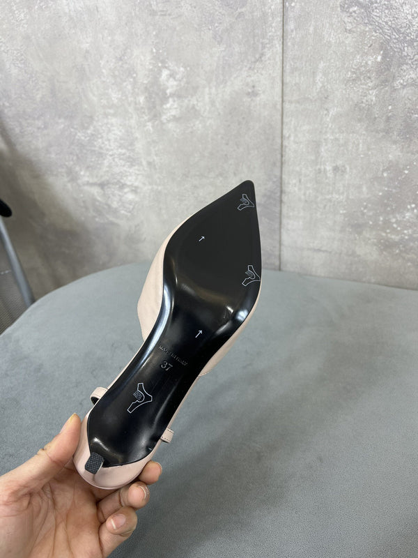 cl kitten t-bar 45 light pink black calfskin