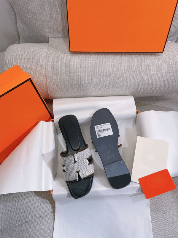 SANDALO 0RAN TELA NERA