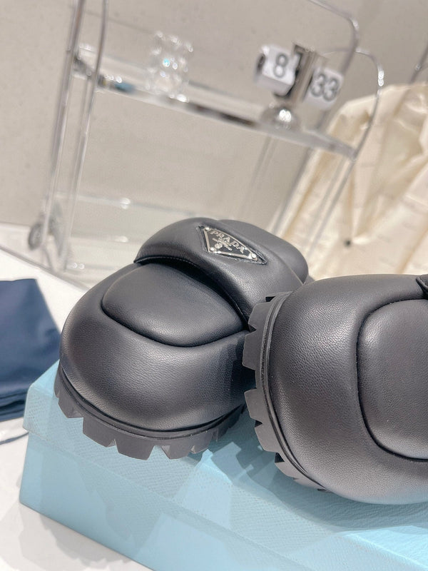 PRA MULES IN NAPPA SHEARLING IMBOTTITA MORBIDA PELLE DI AGNELLO NERA