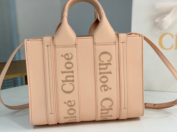 Chloé Woody small tote bag 26cm pink calfskin