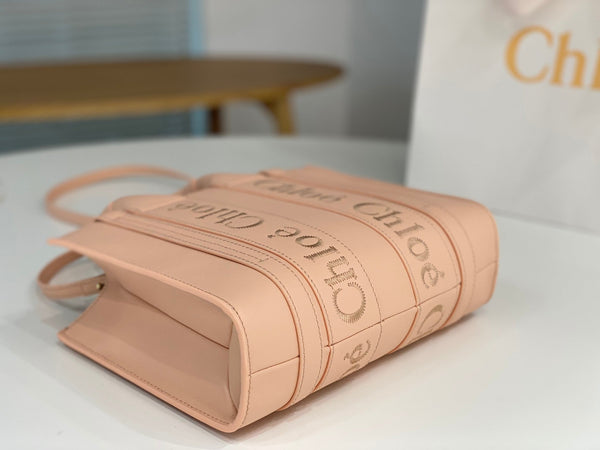 Chloé Woody small tote bag 26cm pink calfskin