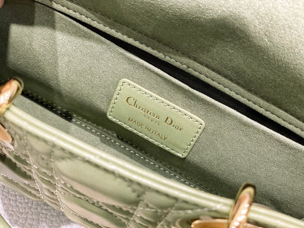 medium lady d-joy 26 pelle di agnello verde