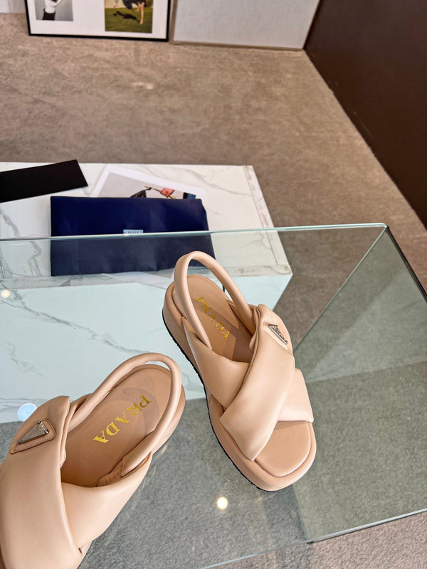 SANDALI INCROCIATI IN NAPPA IMBOTTITA PRA AGNELLO TOSCANO