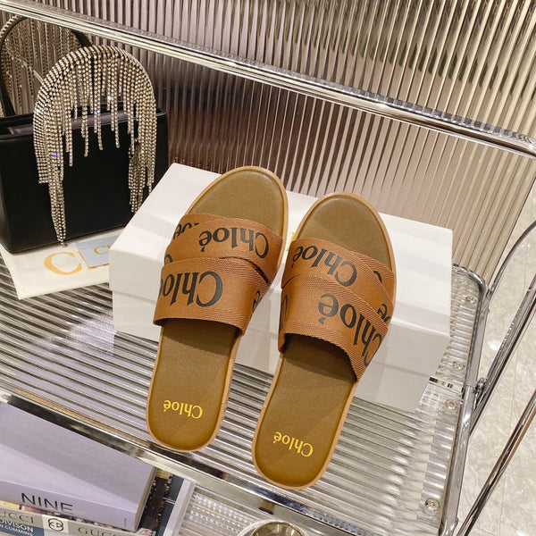 CHLOÉ WOODY SLIPPER IN CIDER BROWN CANVAS