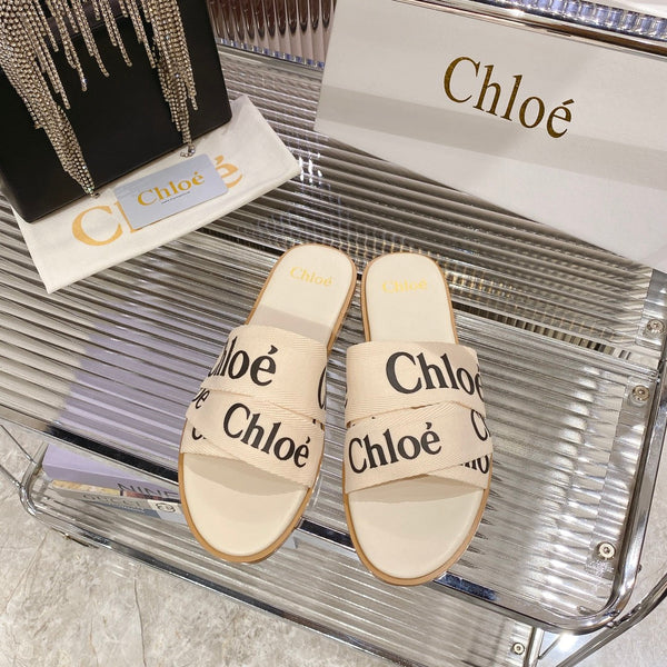 CHLOÉ WOODY SLIPPER IN BEIGE MIX BLACK CANVAS