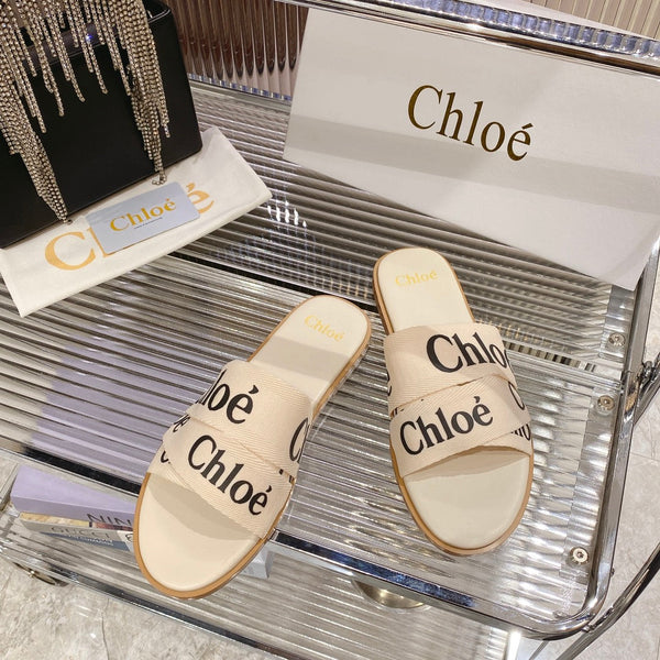 CHLOÉ WOODY SLIPPER IN BEIGE MIX BLACK CANVAS