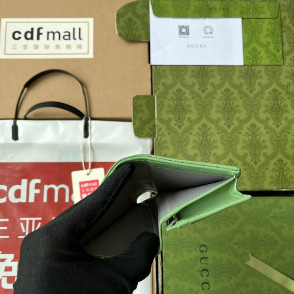 PORTAFOGLIO TRAPUNTATO MARMONT 11 IN PELLE DI AGNELLO VERDE CHIARO