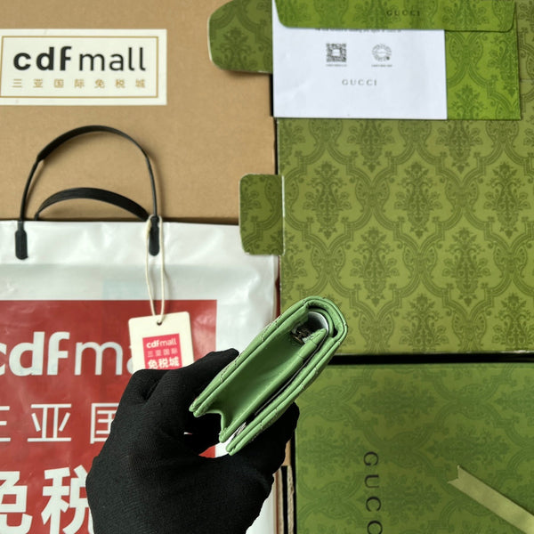 PORTAFOGLIO TRAPUNTATO MARMONT 11 IN PELLE DI AGNELLO VERDE CHIARO