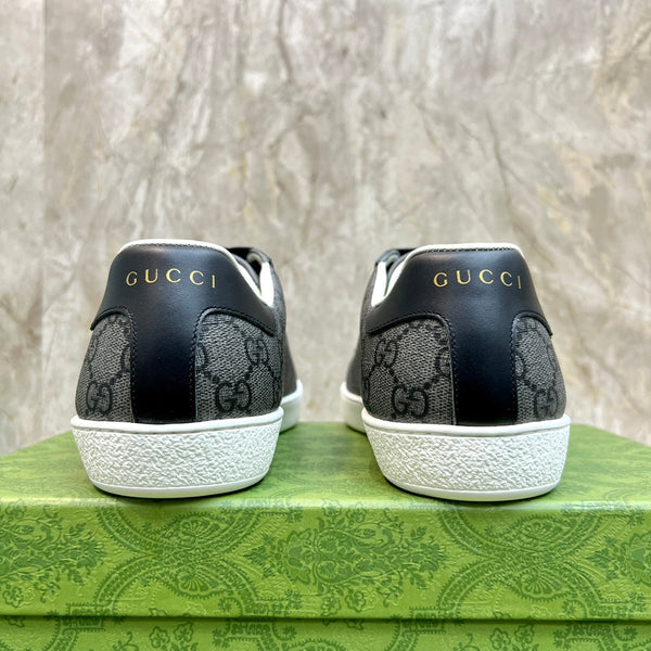 GG Men's Supreme Sneaker Black Canvas 525926