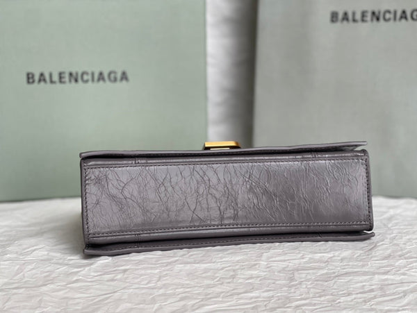 CRUSH SMALL CHAIN BAG 25 IN SUVA GRAY CRUSHED CALFSKIN GOLD HARDWARE