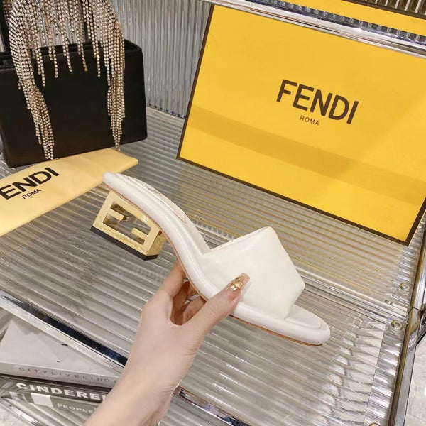 FENDI BAGUETTE SLIDES WOMEN IN WHITE CALFSKIN
